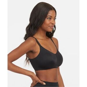 NWT SPANX All-in-one wireless bra